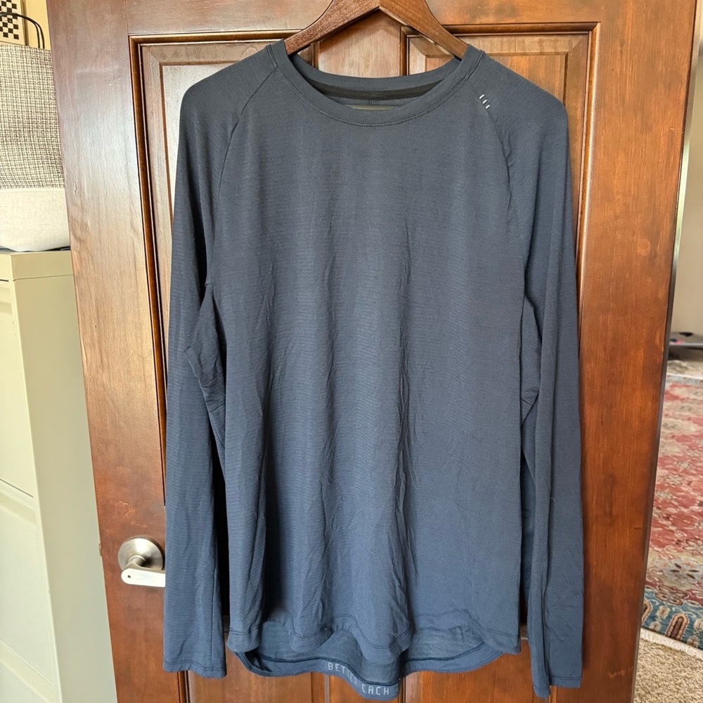 lululemon athletica Men's Long-Sleeve Crewneck Shirt - navy blue